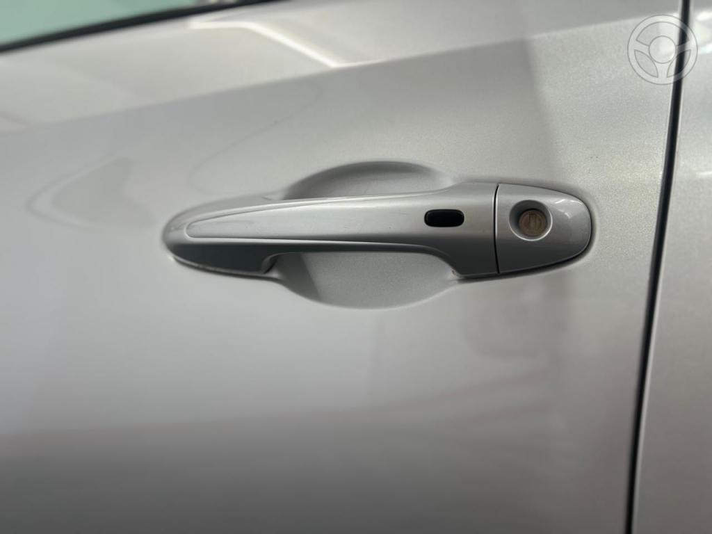 TOYOTA - YARIS 1.5 XL 16V FLEX 4P AUTOMATÍCO - 2021/2022 - PRATA - R$ 85.900,00