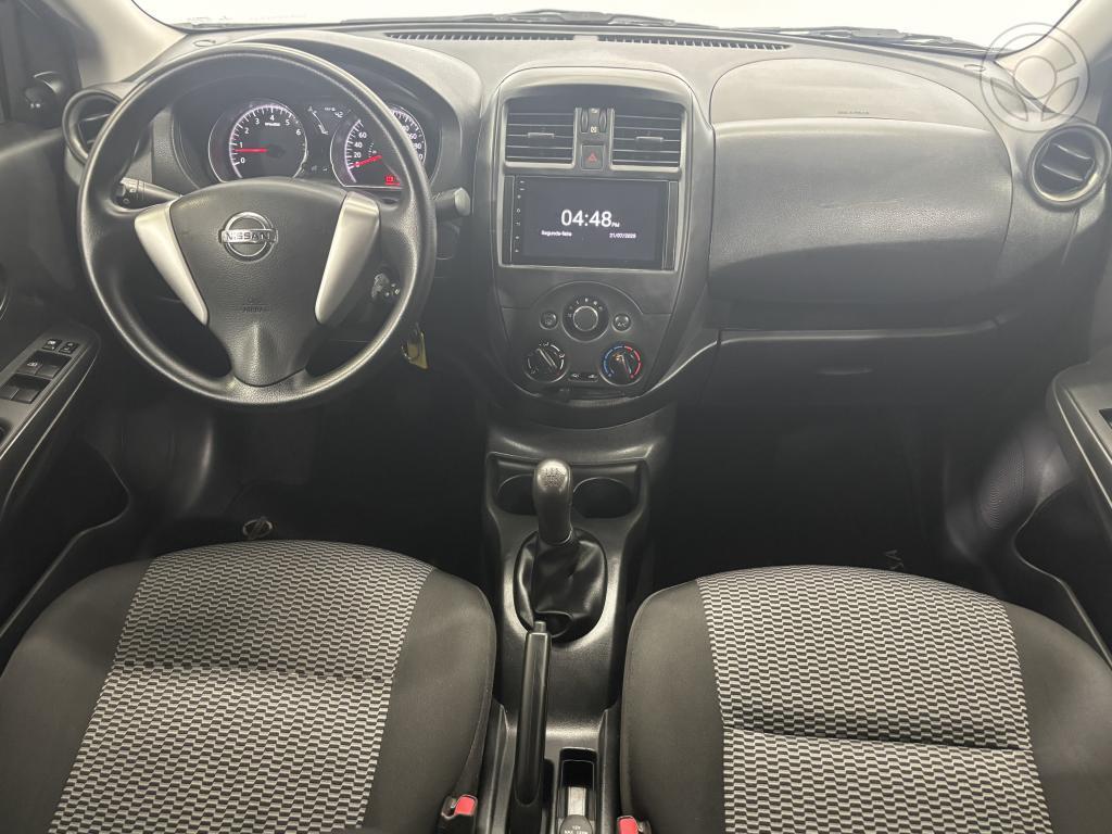 NISSAN - VERSA 1.6 16V FLEXSTART V-DRIVE PREMIUM XTRONIC - 2021/2021 - BRANCA - R$ 64.900,00
