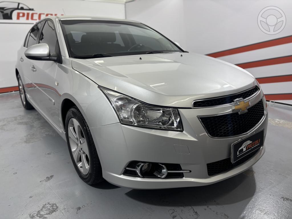CHEVROLET - CRUZE 1.8 LT SPORT6 16V FLEX 4P MANUAL - 2014/2014 - PRATA - R$ 59.900,00