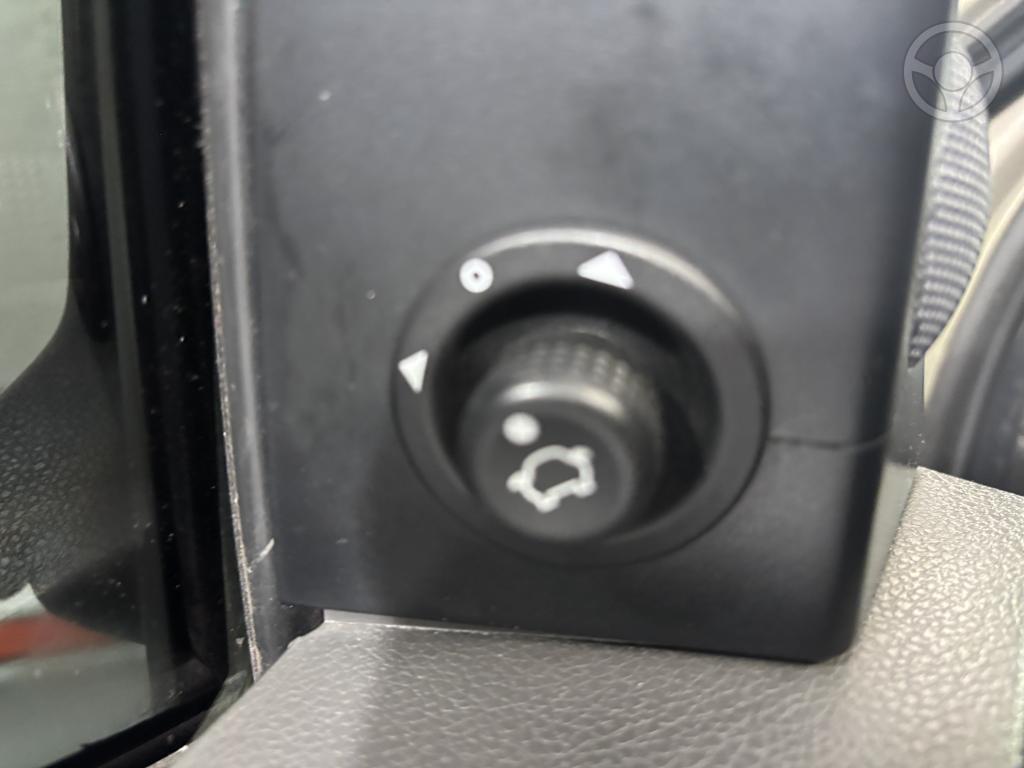 FORD - ECOSPORT 1.6 XLS 8V 4P MANUAL - 2006/2007 - PRATA - R$ 33.900,00