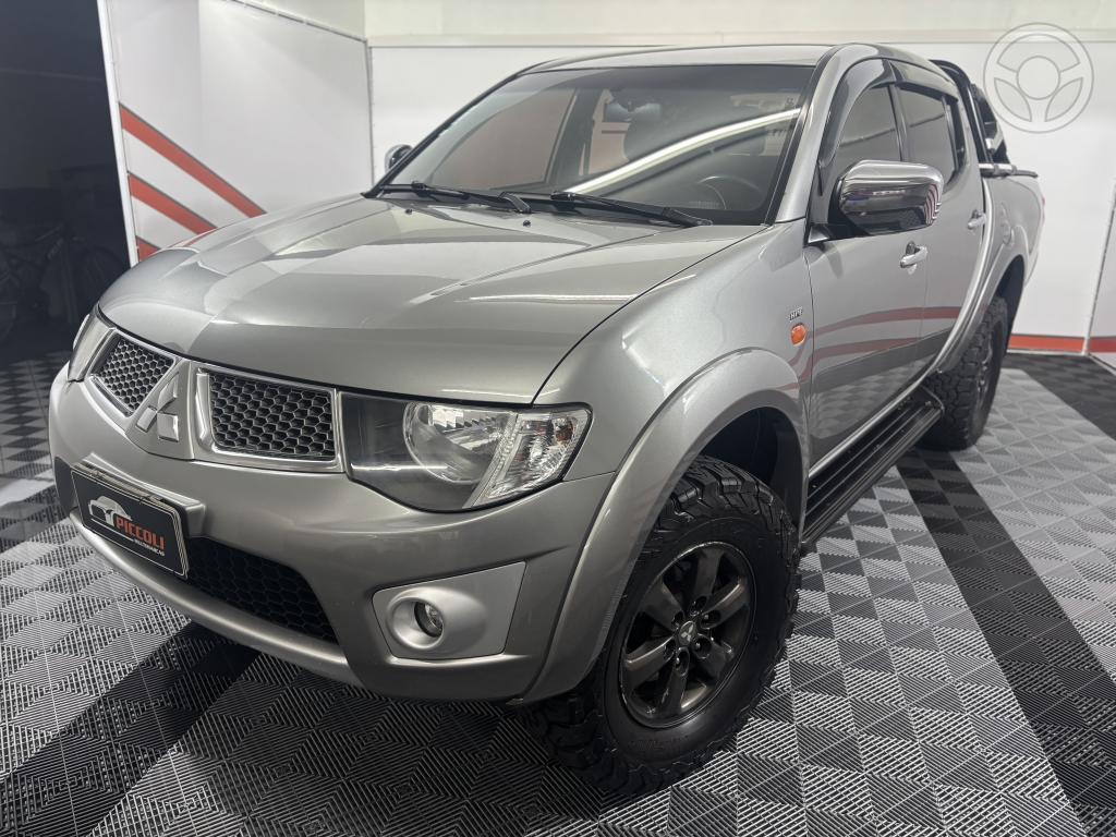 L200 TRITON 3.2 HPE 4X4 CD 16V TURBO INTERCOOLER DIESEL 4P AUTOMÁTICO - 2012 - CAXIAS DO SUL