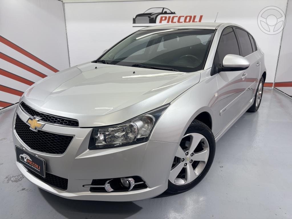 CHEVROLET - CRUZE 1.8 LT SPORT6 16V FLEX 4P MANUAL - 2014/2014 - PRATA - R$ 59.900,00