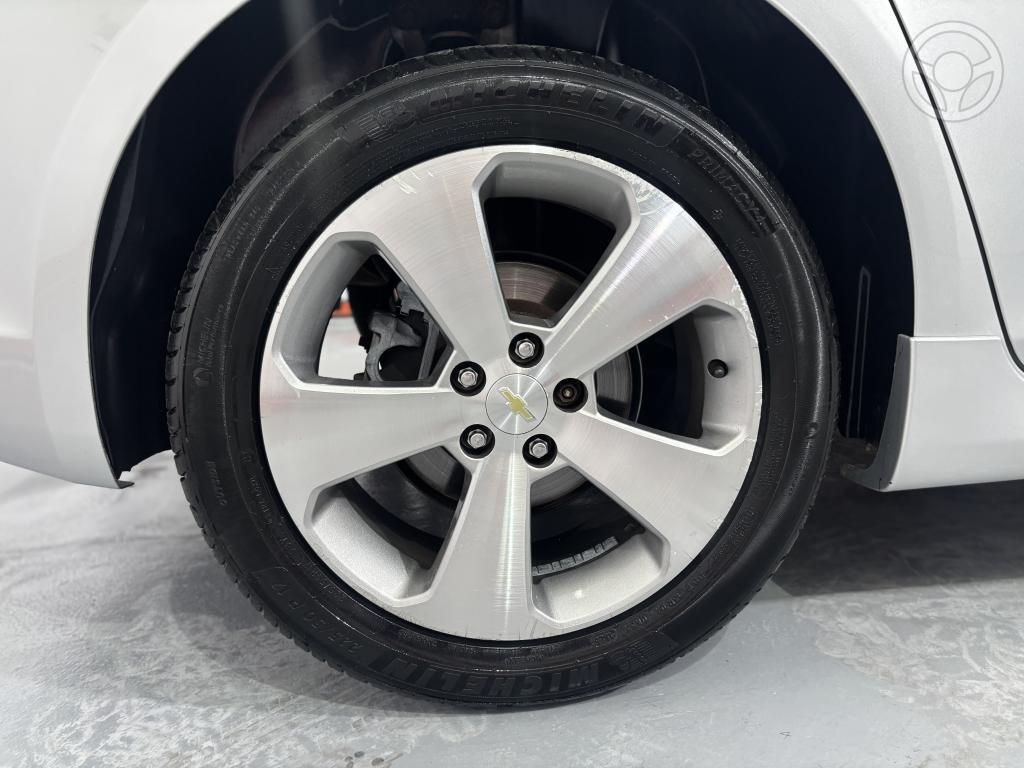 CHEVROLET - CRUZE 1.8 LT SPORT6 16V FLEX 4P MANUAL - 2014/2014 - PRATA - R$ 59.900,00