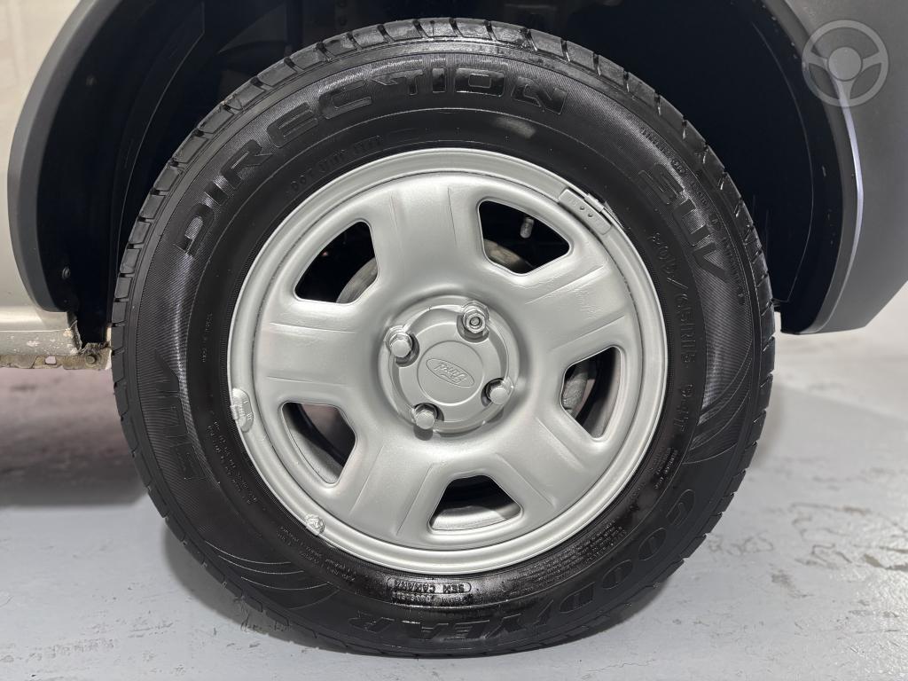 FORD - ECOSPORT 1.6 XLS 8V 4P MANUAL - 2006/2007 - PRATA - R$ 33.900,00