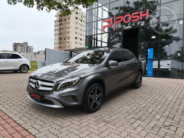 MERCEDES BENZ GLA 200 VISION - -  - 2015 - PASSO FUNDO