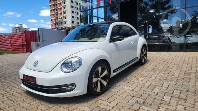 Volkswagen Fusca TSI 2.0 TURBO - BAIXO - - 2013