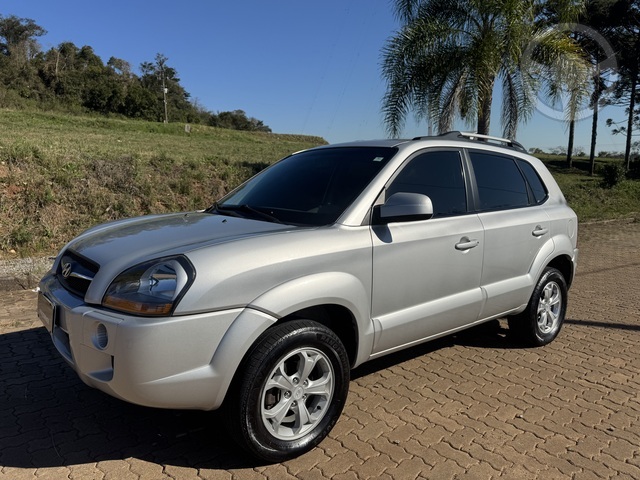 TUCSON GLS AUTOMÁTICA - 2015 - MARAU