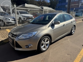 focus sedan 2.0 aut. 2015 marau