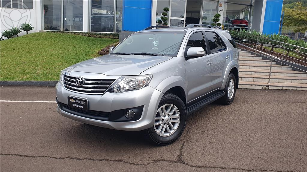 HILUX SW4 2.7 SR 4X2 16V FLEX 4P AUTOMÁTICO - 2015 - ENCANTADO