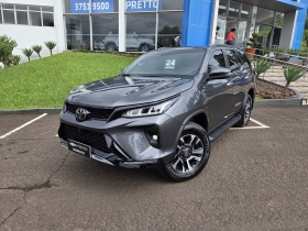 hilux sw4 2.8 d 4d turbo diesel diamond 7l 4x4 automatico 2024 encantado