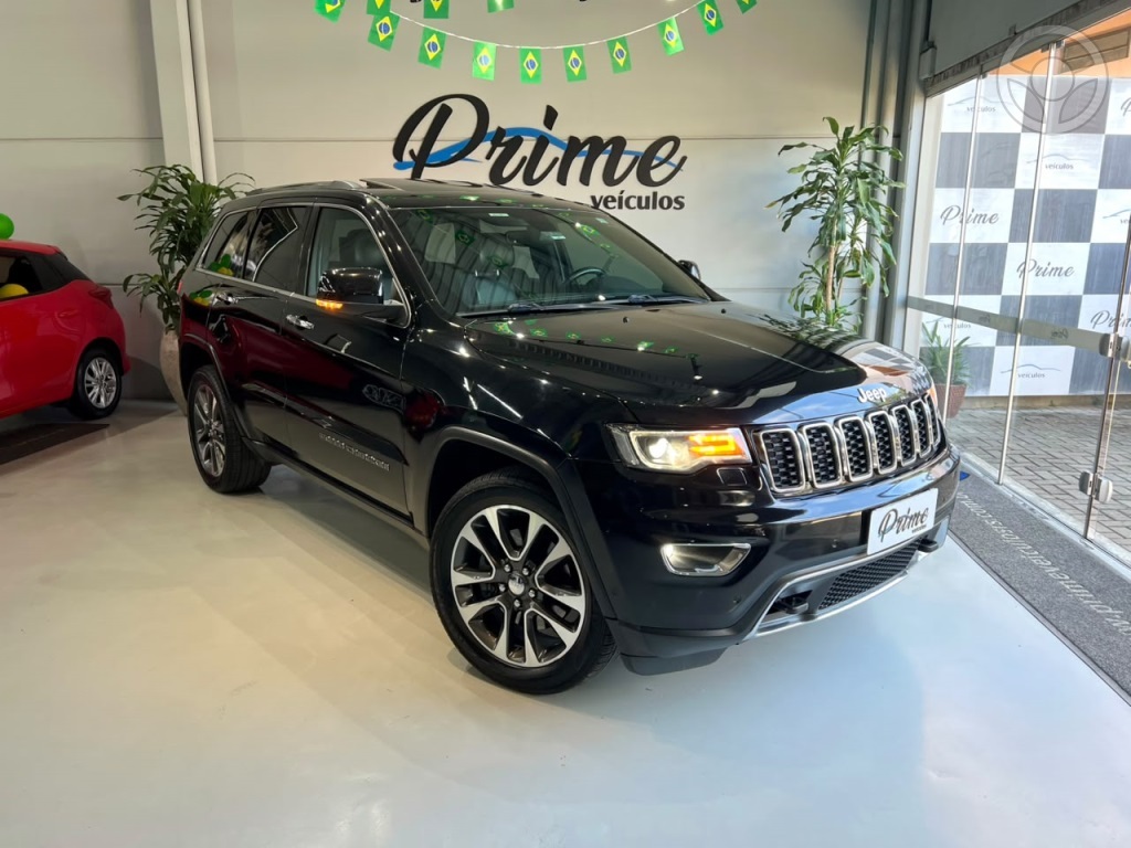 GRAND CHEROKEE 3.0 LIMITED 4X4 V6 24V TURBO DIESEL 4P AUTOMÁTICO - 2018 - ESTâNCIA VELHA