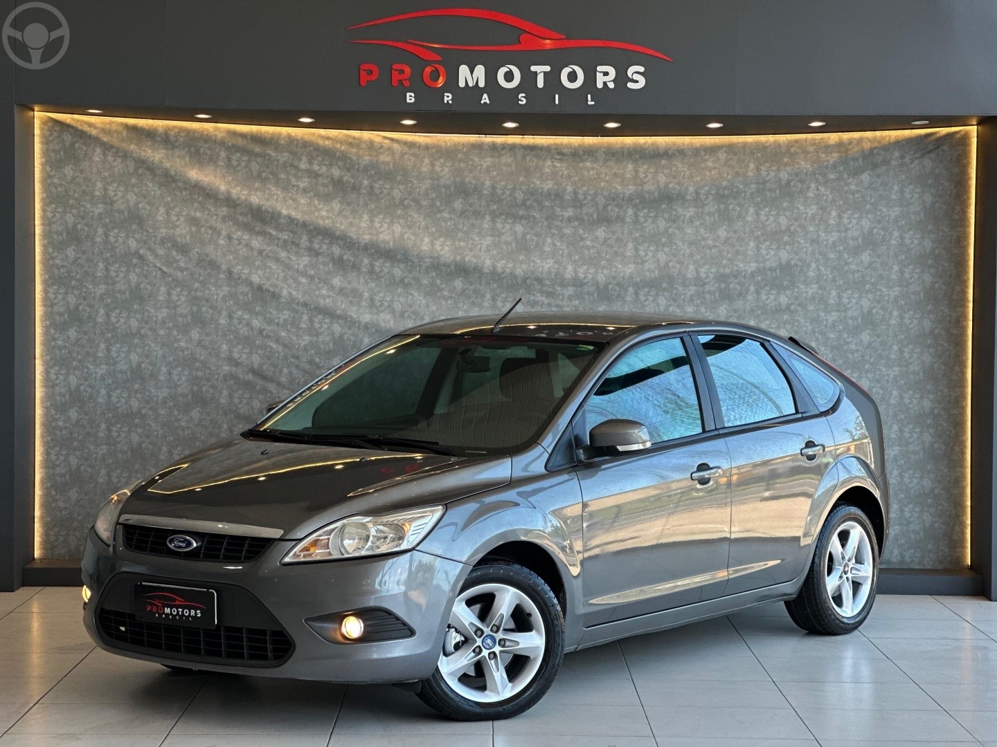 FOCUS 1.6 GLX 8V FLEX 4P MANUAL - 2012 - PORTãO