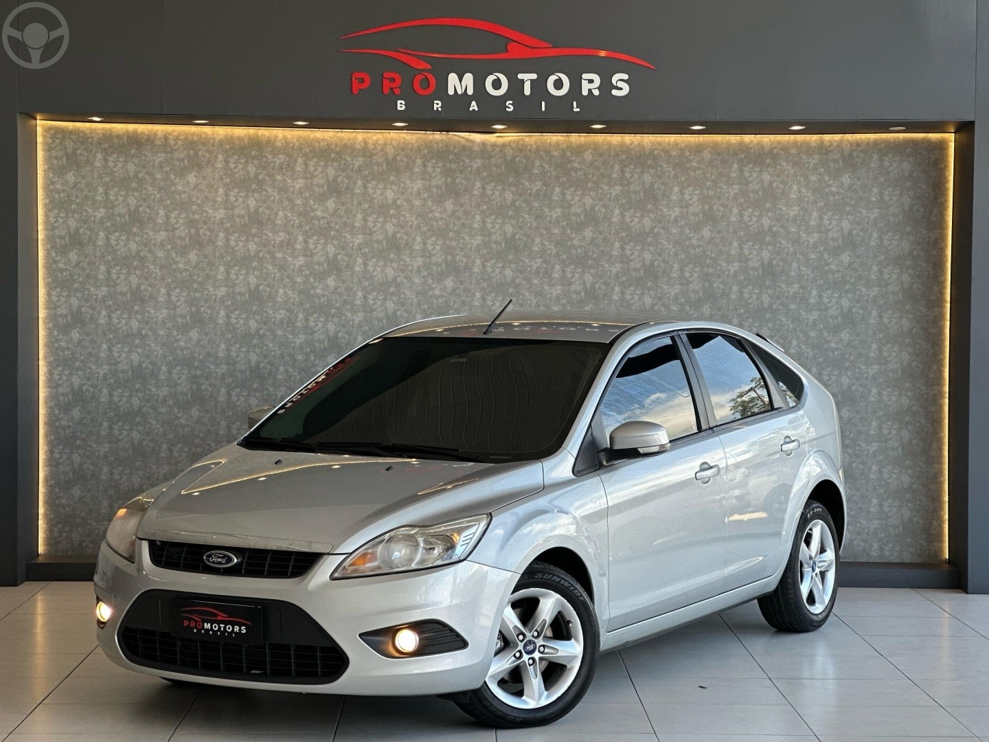 FOCUS 1.6 GLX 16V FLEX 4P MANUAL - 2013 - PORTãO