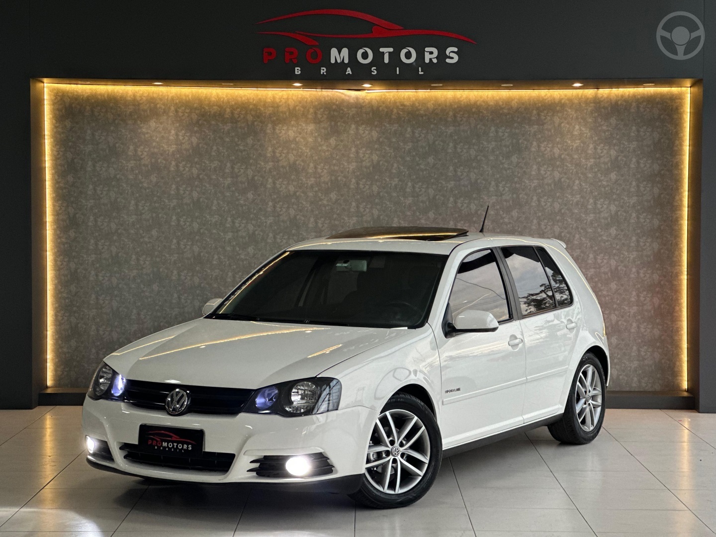 GOLF 1.6 MI SPORTLINE 8V FLEX 4P MANUAL - 2011 - PORTãO