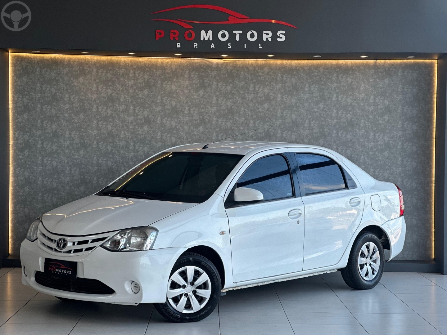 ETIOS 1.5 XS 16V FLEX 4P MANUAL - 2014 - PORTãO
