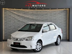 ETIOS 1.5 XS 16V FLEX 4P MANUAL