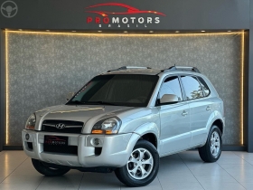 tucson 2.0 mpfi gls 16v 143cv 2wd flex 4p automatico 2013 portao