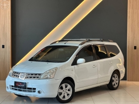 grand livina 1.8 sl 16v flex 4p automatico 2012 portao