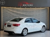 CERATO 1.6 E.221 SEDAN 16V 4P AUTOMÁTICO - 2012 - PORTãO