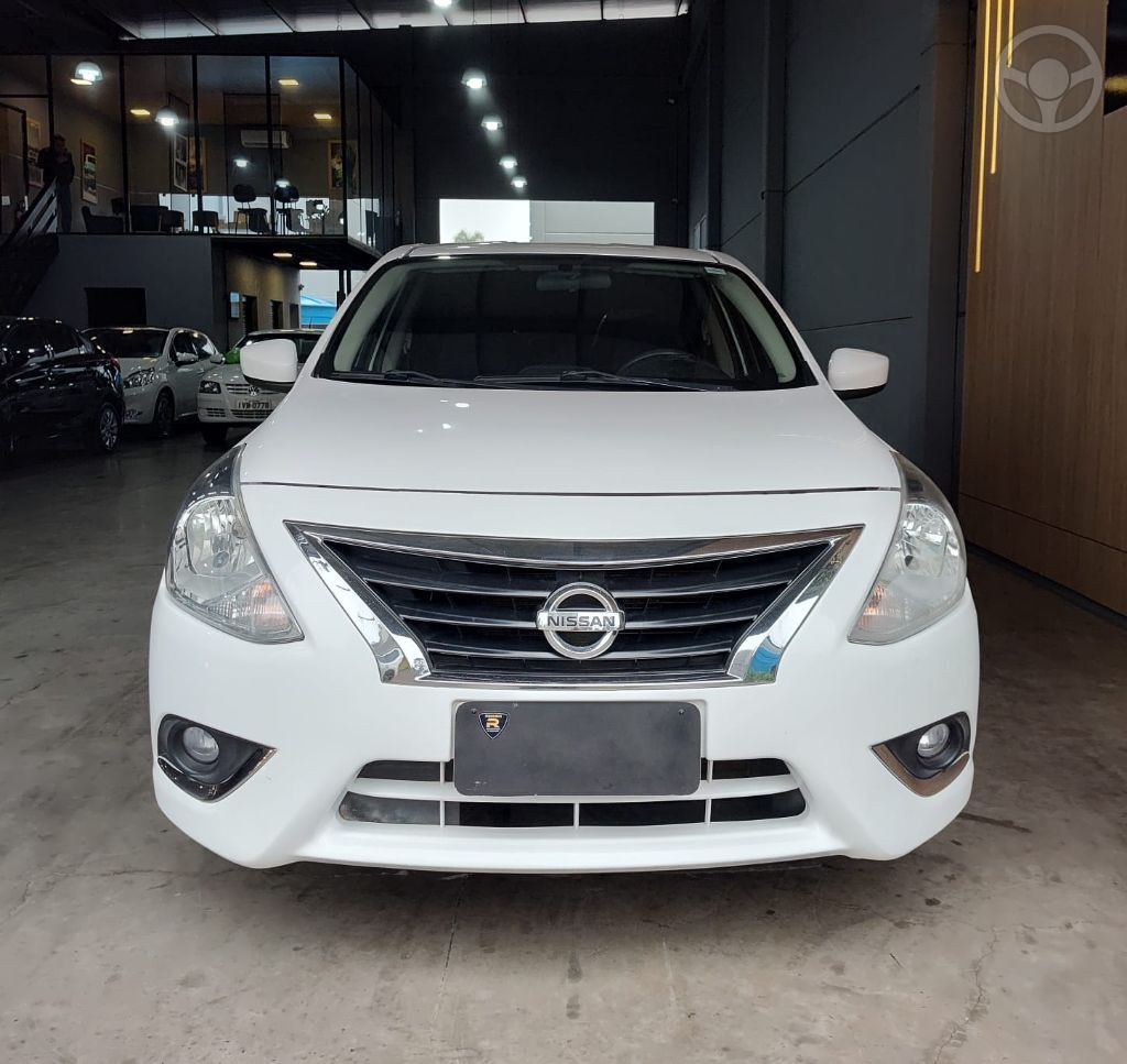 VERSA SL 1.6 16V FLEX FUEL 4P MEC. - 2016 - LAJEADO