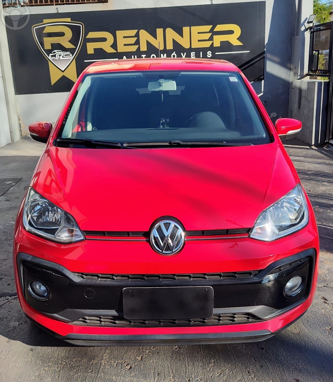 UP MOVE 1.0 TSI TOTAL FLEX 12V 5P - 2018 - LAJEADO