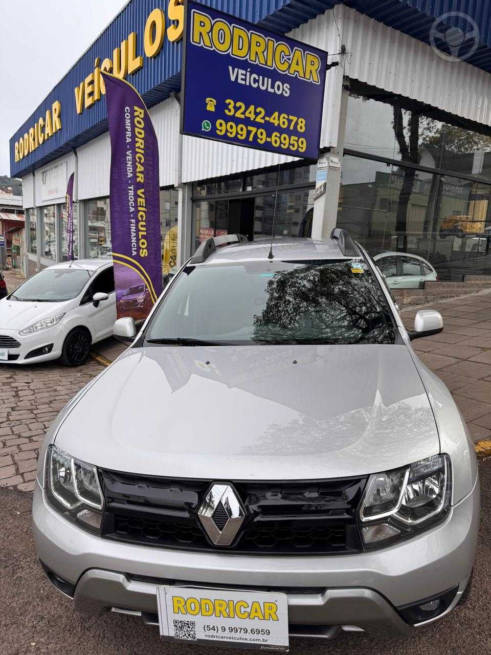 DUSTER 2.0 AUTOMATIC. FLEX 4X2 - 2016 - NOVA PRATA