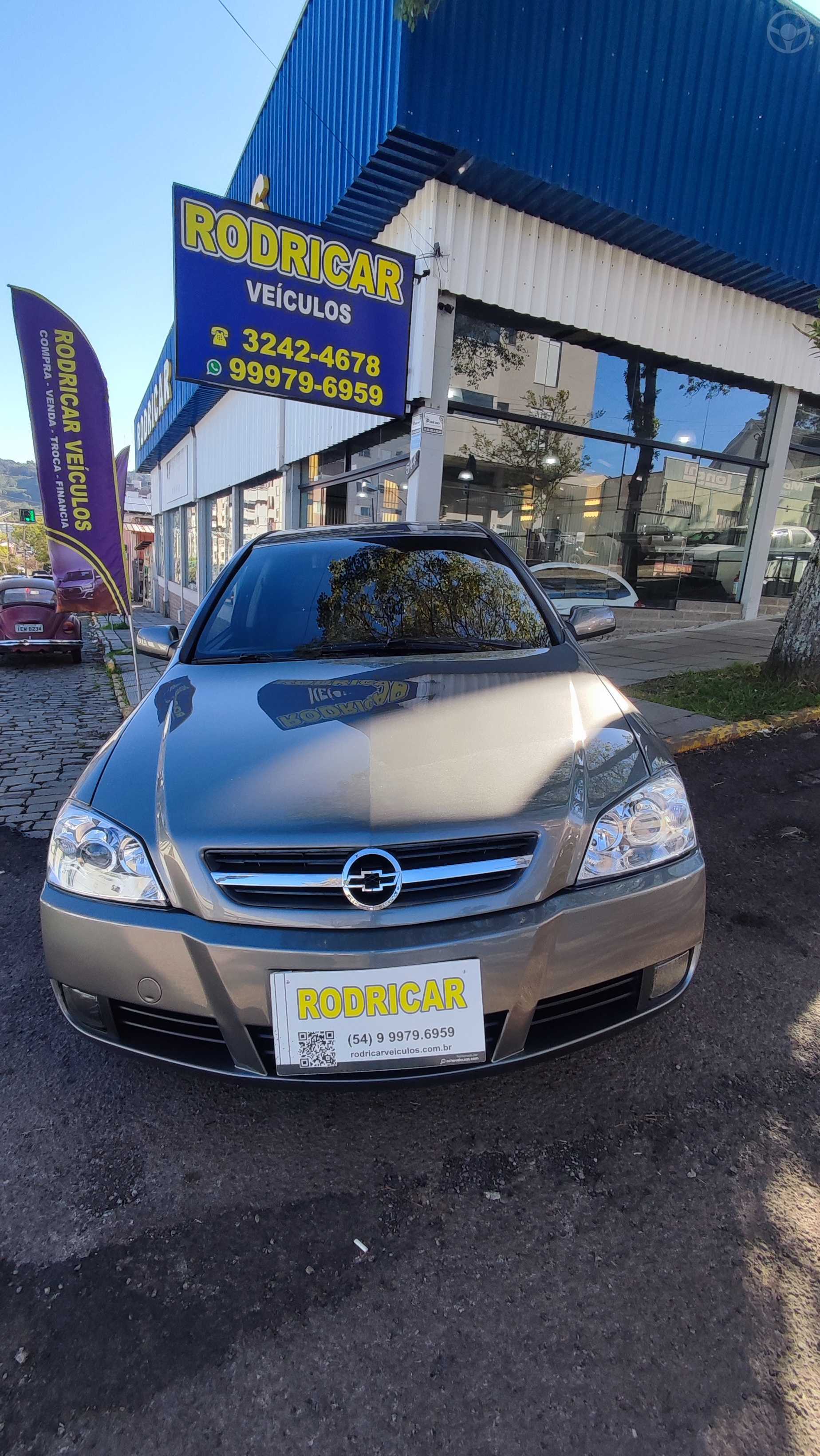 ASTRA SEDAN CD - 2004 - NOVA PRATA