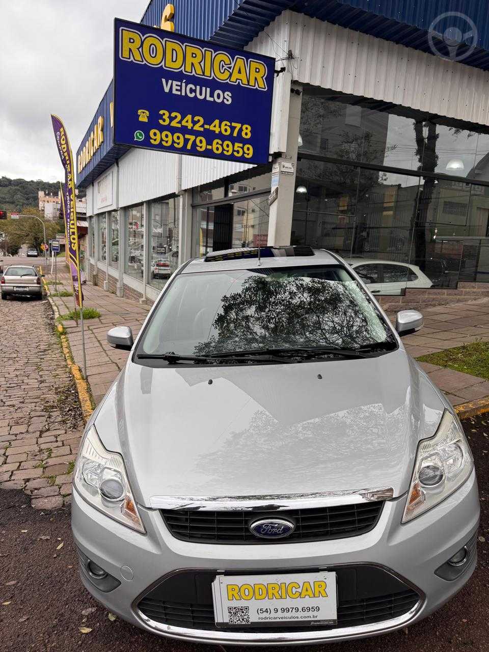 FOCUS TITANIUNHB 2.0 FLEX AUT - 2013 - NOVA PRATA