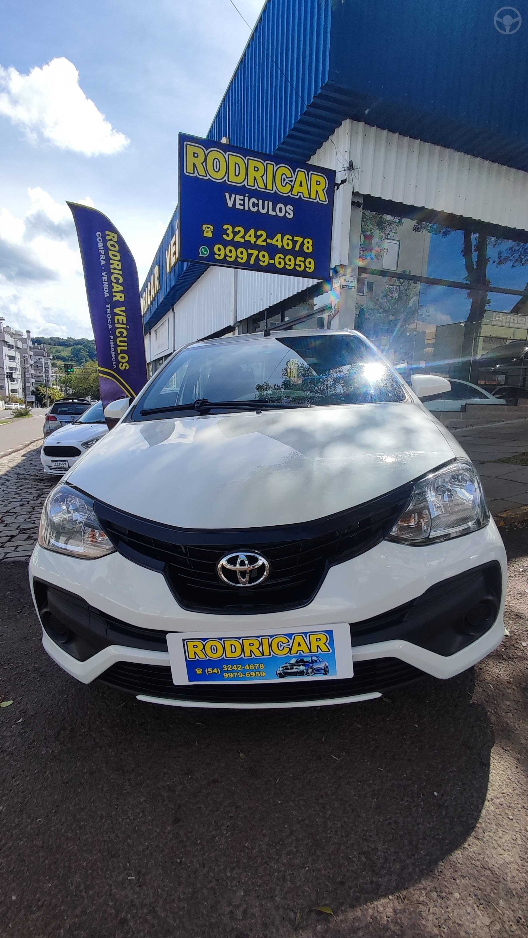ETIOS HB X VSC MT 13 - 2019 - NOVA PRATA