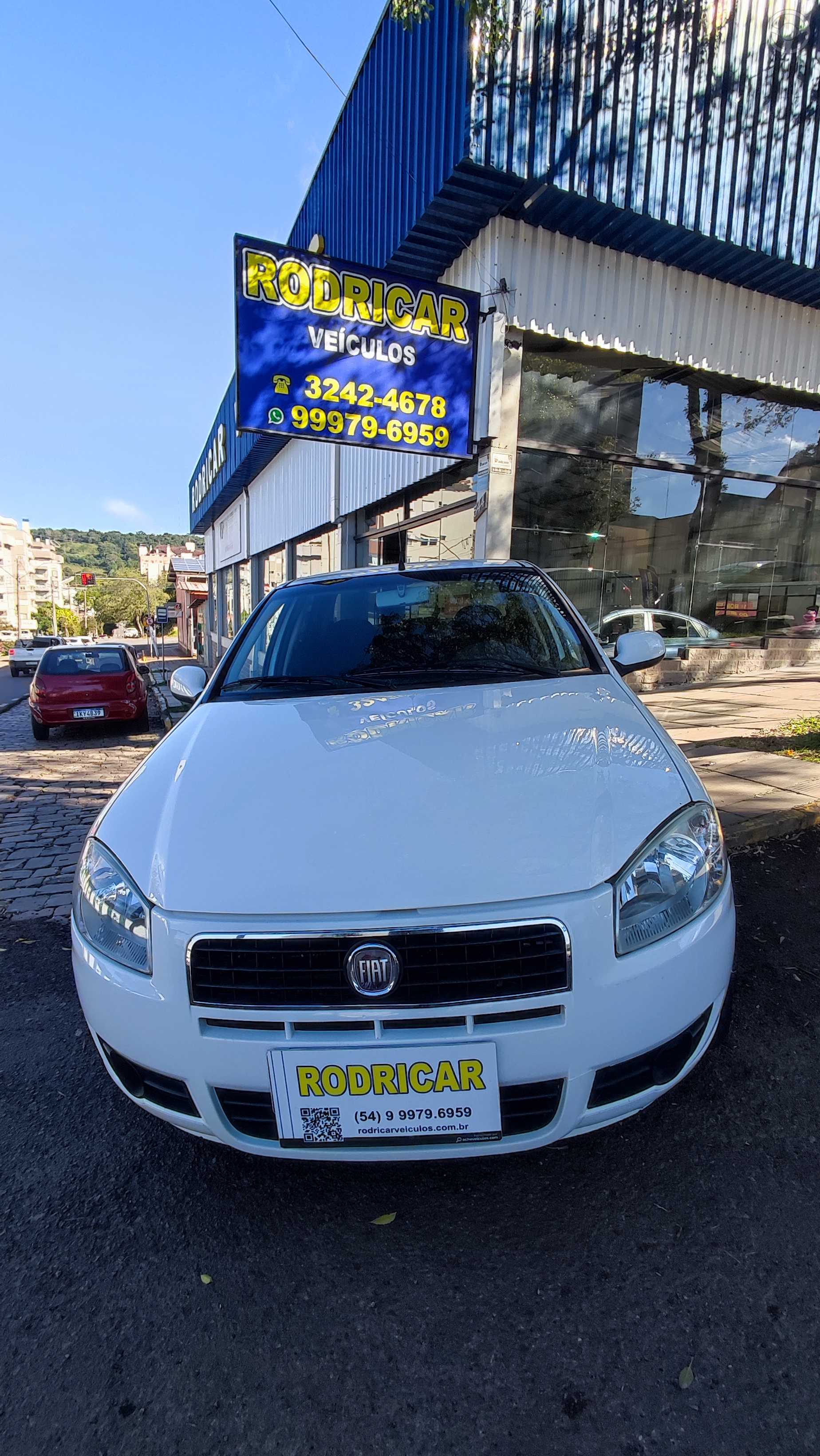 SIENA EL FLEX 1.0 MANUAL - 2012 - NOVA PRATA