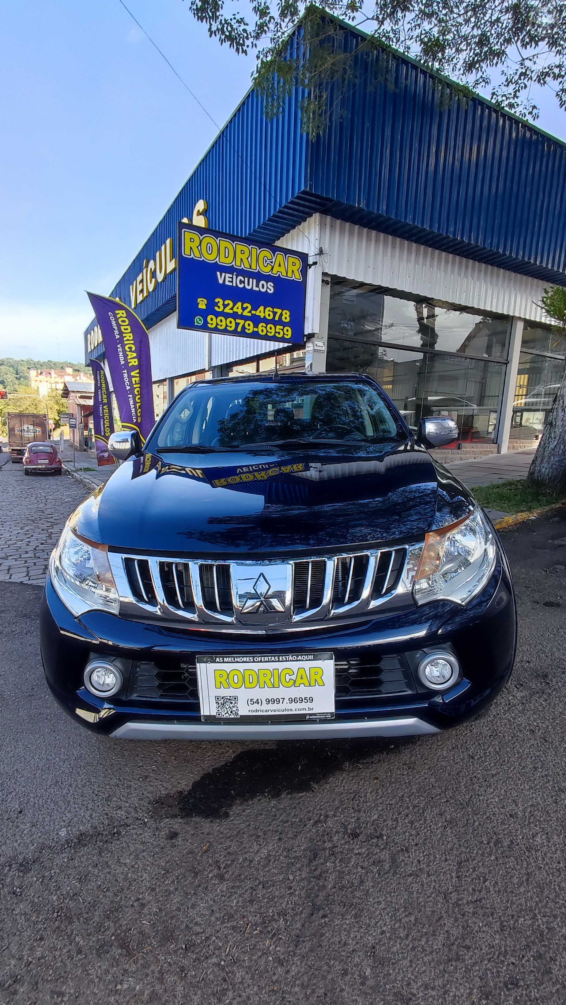 L200 TRITON SPORT HPE 4X4 - 2018 - NOVA PRATA