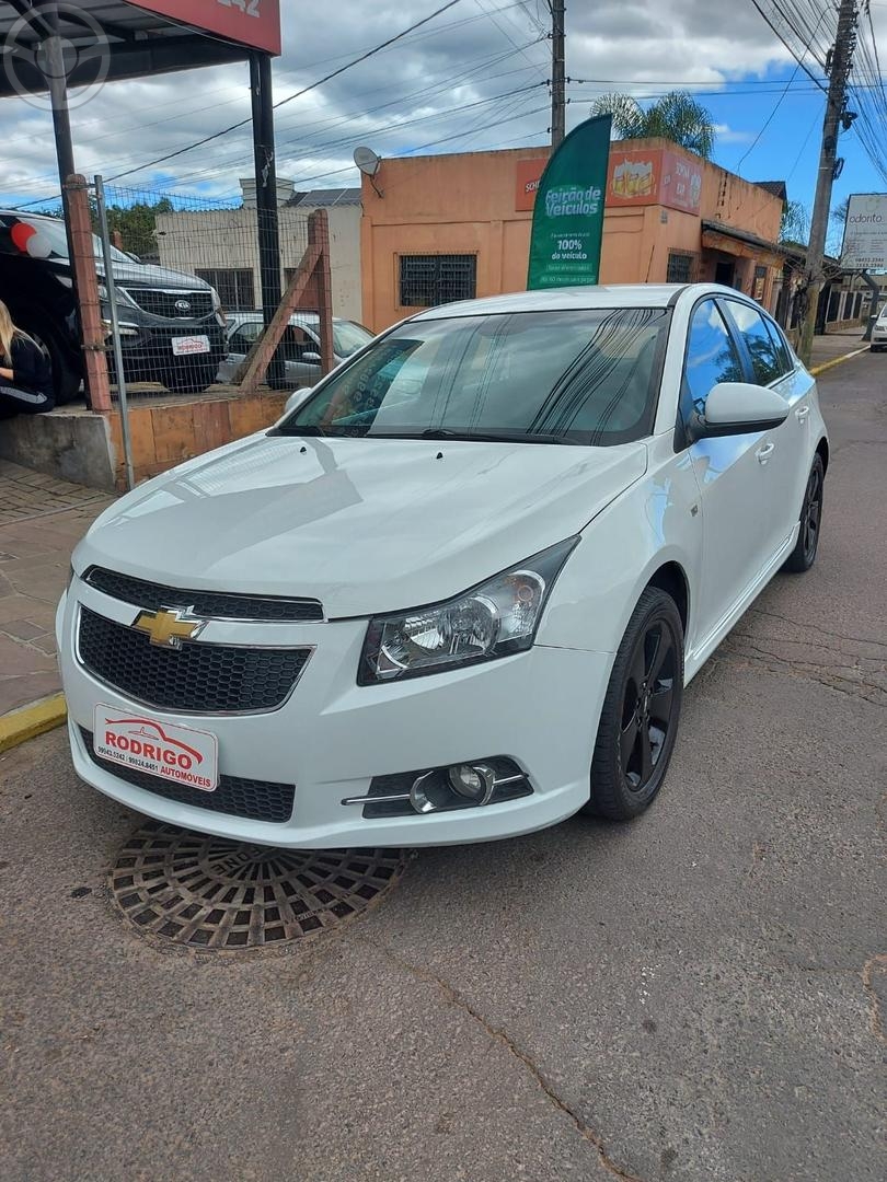 CRUZE - 2013 - PAROBé