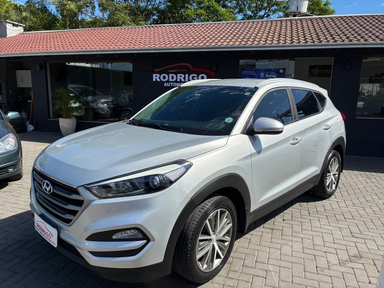 TUCSON - 2017 - PAROBé