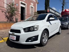 sonic 1.6 lt 16v flex 4p automatico 2013 parobe