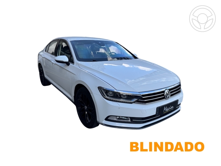 PASSAT 2.0 16V TSI BLUEMOTION HIGHLINE 4P DSG - 2017 - PORTO ALEGRE