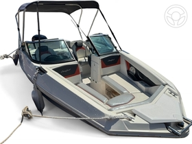 monterey 3.9 v8 16v 4p automatico 2021 porto alegre