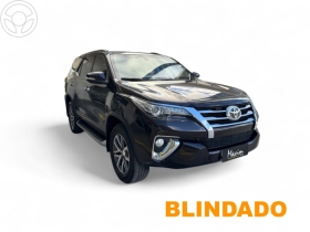 HILUX SW4 2.8 SRX 4X4 16V TURBO INTERCOOLER DIESEL 4P AUTOMÁTICO