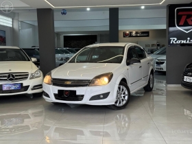 VECTRA 2.0 MPFI ELEGANCE 8V FLEX 4P MANUAL