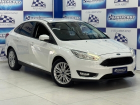 focus 2.0 se fastback 16v flex 4p automatico 2017 santa cruz do sul