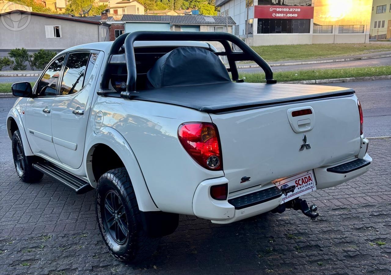MITSUBISHI - L200 TRITON - 2009/2009 - BRANCA - R$ 92.900,00