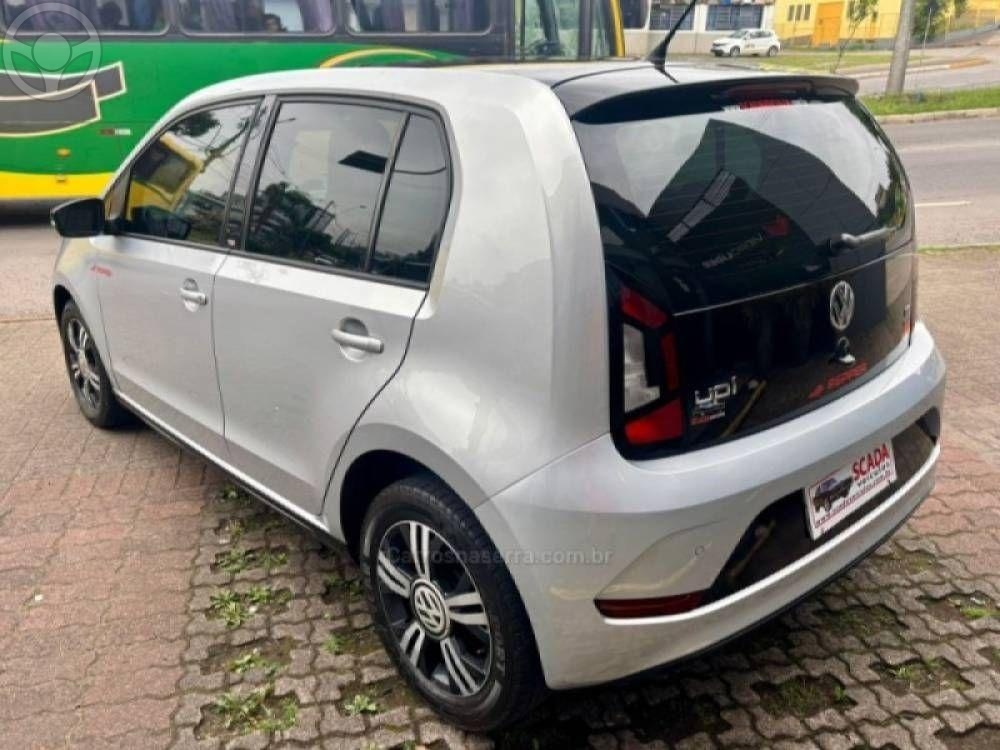 VOLKSWAGEN - UP 1.0 TSI PEPPER UP 12V FLEX 4P MANUAL - 2017/2018 - PRATA - R$ 68.900,00