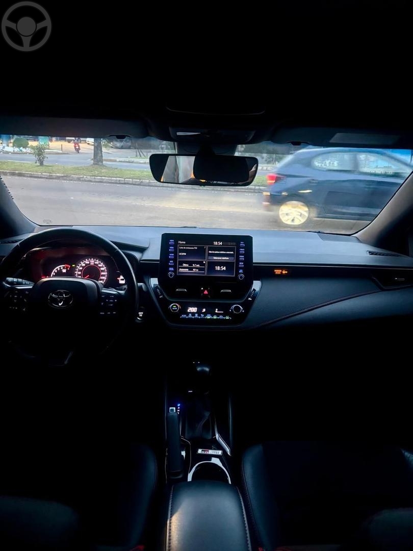 TOYOTA - COROLLA - 2021/2022 - PRETA - R$ 143.900,00
