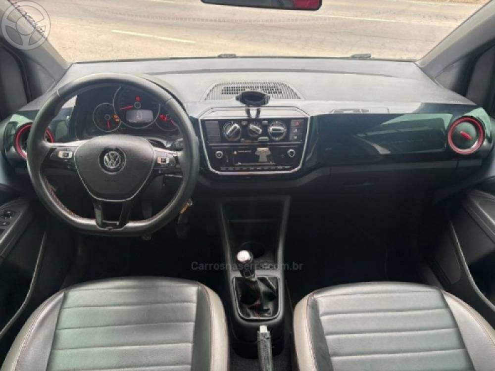VOLKSWAGEN - UP 1.0 TSI PEPPER UP 12V FLEX 4P MANUAL - 2017/2018 - PRATA - R$ 68.900,00