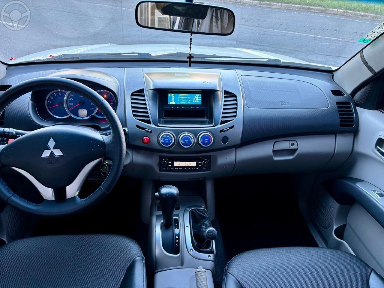 MITSUBISHI - L200 TRITON - 2009/2009 - BRANCA - R$ 92.900,00