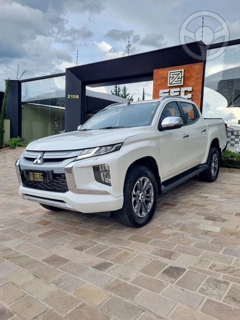 L200 TRITON SPORT HPE-S / / AS NA MITSUBISHI / ESTEPE SEM USO / PNE - 2022 - PASSO FUNDO