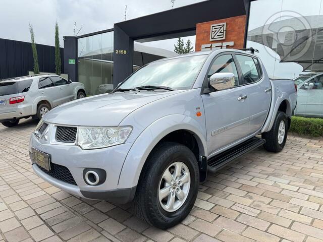 L200 TRITON HPE 3.2 4X4 AUTOMATICA / MANUAIS E CHAVE RESERVA / / VOLANTE MULTIFUNCIO - 2013 - PASSO FUNDO