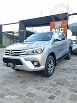 hilux cd srx 2.8 4x4   placa i   135.000   manuais e chave reserva   exelente estado de co 2017 passo fundo