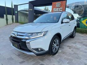 outlander gt 3.0 v6 4x4 awd   pacote ftp   110.000   7 lugares     car 2016 passo fundo
