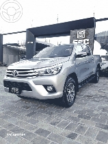 hilux cd srx 2.8 4x4   placa i   135.000   manuais e chave reserva   exelente estado de co 2017 passo fundo