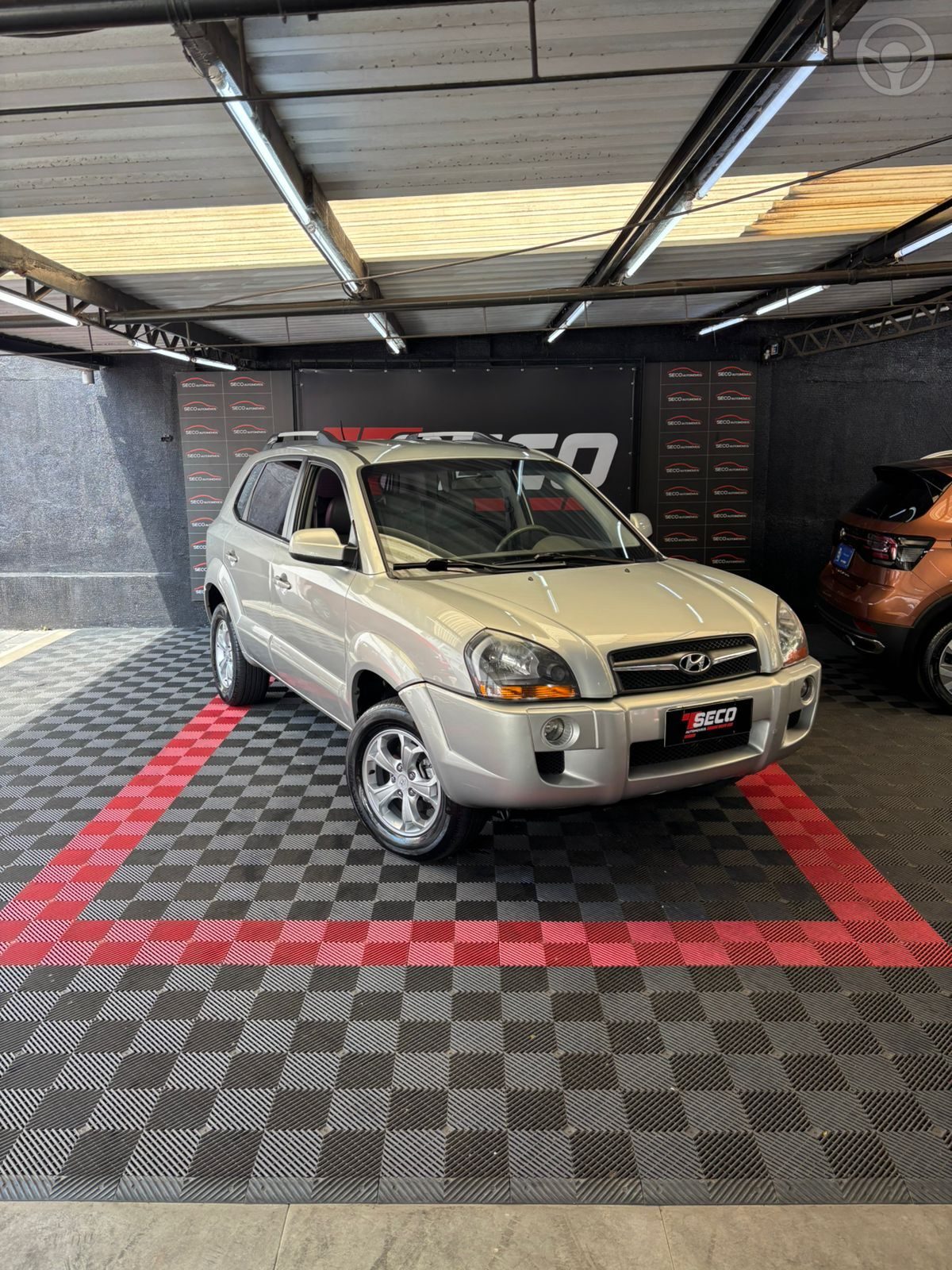 TUCSON 2.0 MPFI GLS 16V 143CV 2WD 4P AUTOMÁTICO - 2013 - PASSO FUNDO